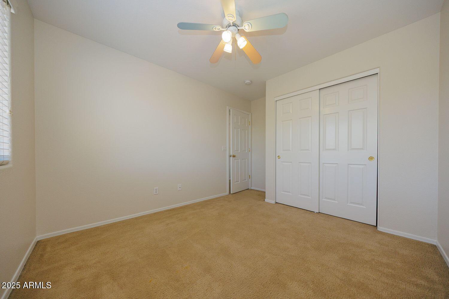 14552 West Hearn Road Surprise, AZ 85379 - Photo 35 of 45 OvZcLzPS