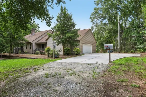 $1,200,000 | 4024 Highway 138, Covington, GA 30014
