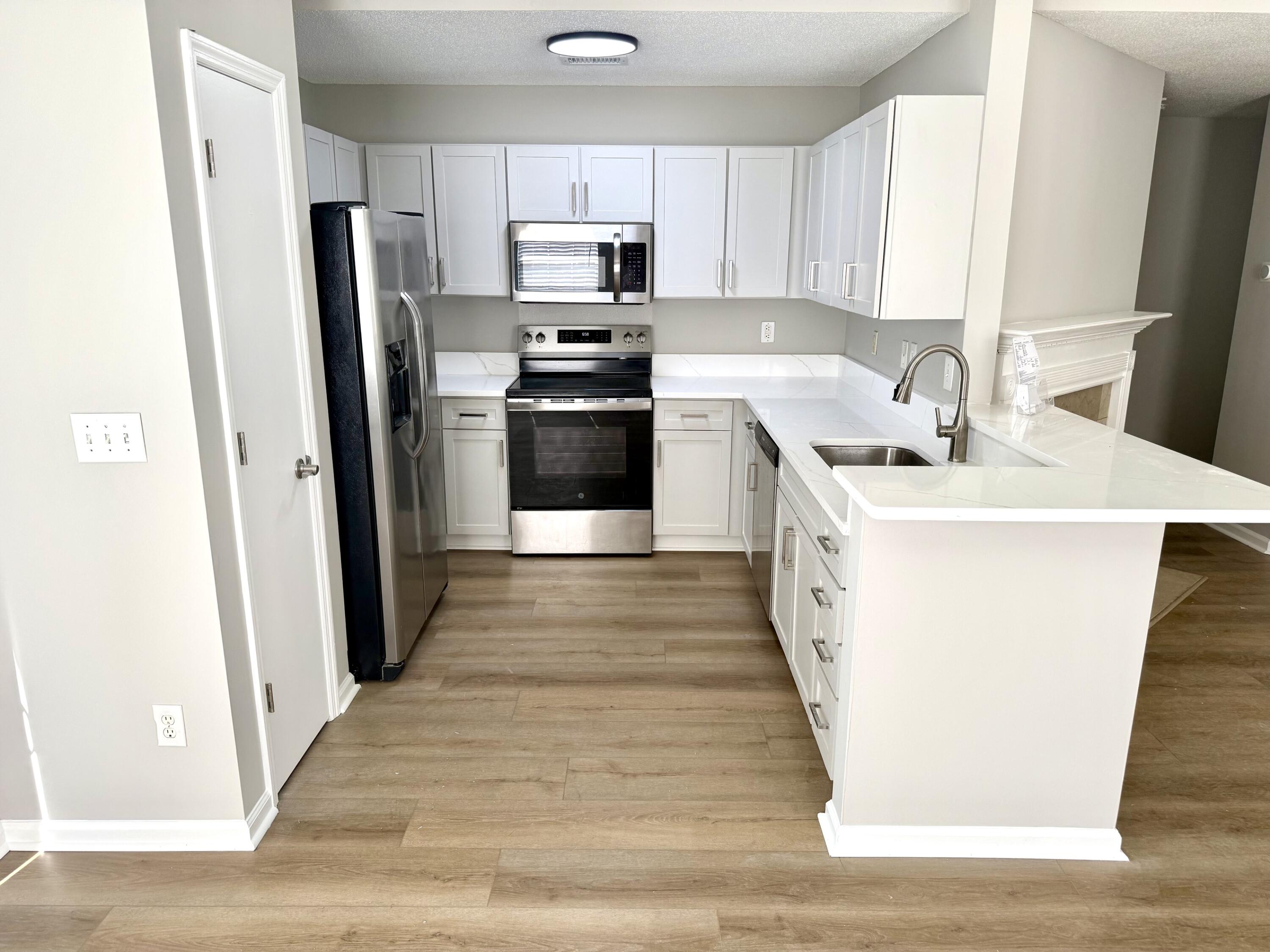 260 2 Pond Loop Ladson, SC 29456 - Photo 4 of 14