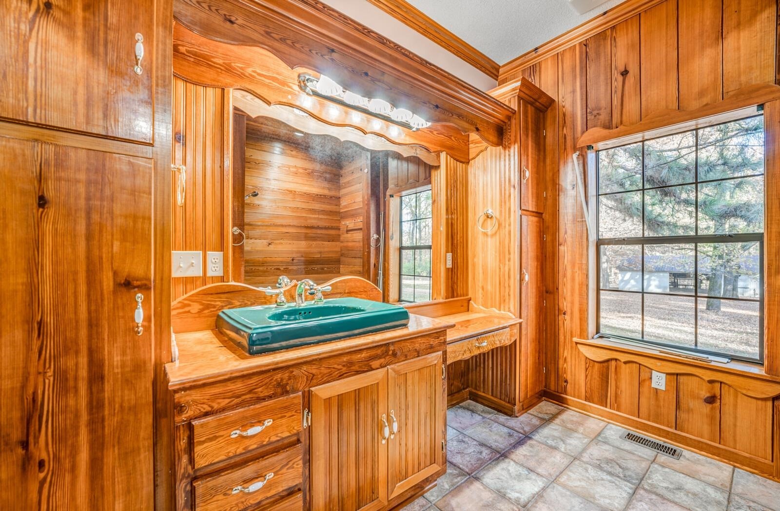 4626 Billy Maher Road Memphis, TN 38135 - Photo 22 of 35 a kitchen with stainless steel appliances granite countertop a refrigerator and a sink