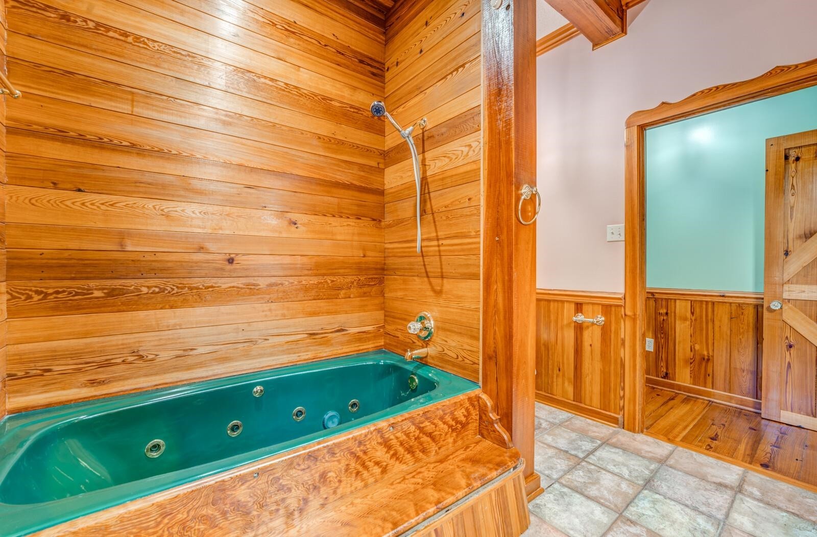 4626 Billy Maher Road Memphis, TN 38135 - Photo 23 of 35 a view of an bathroom