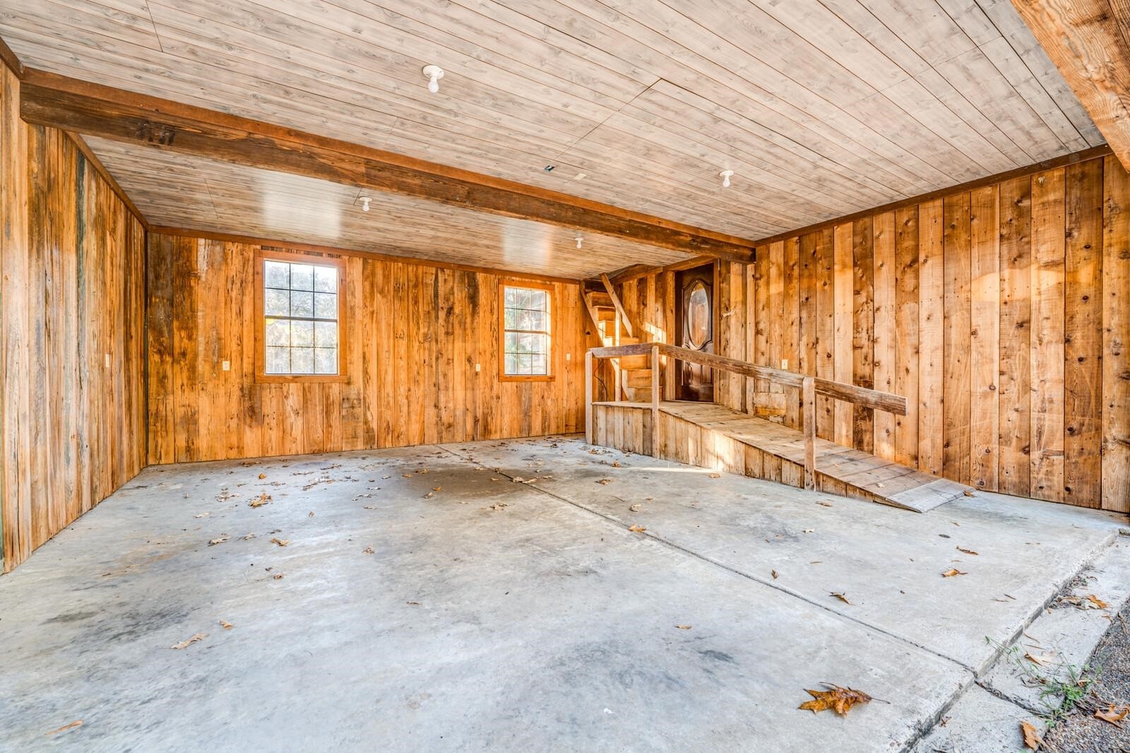4626 Billy Maher Road Memphis, TN 38135 - Photo 32 of 35 a view of an empty room with a window