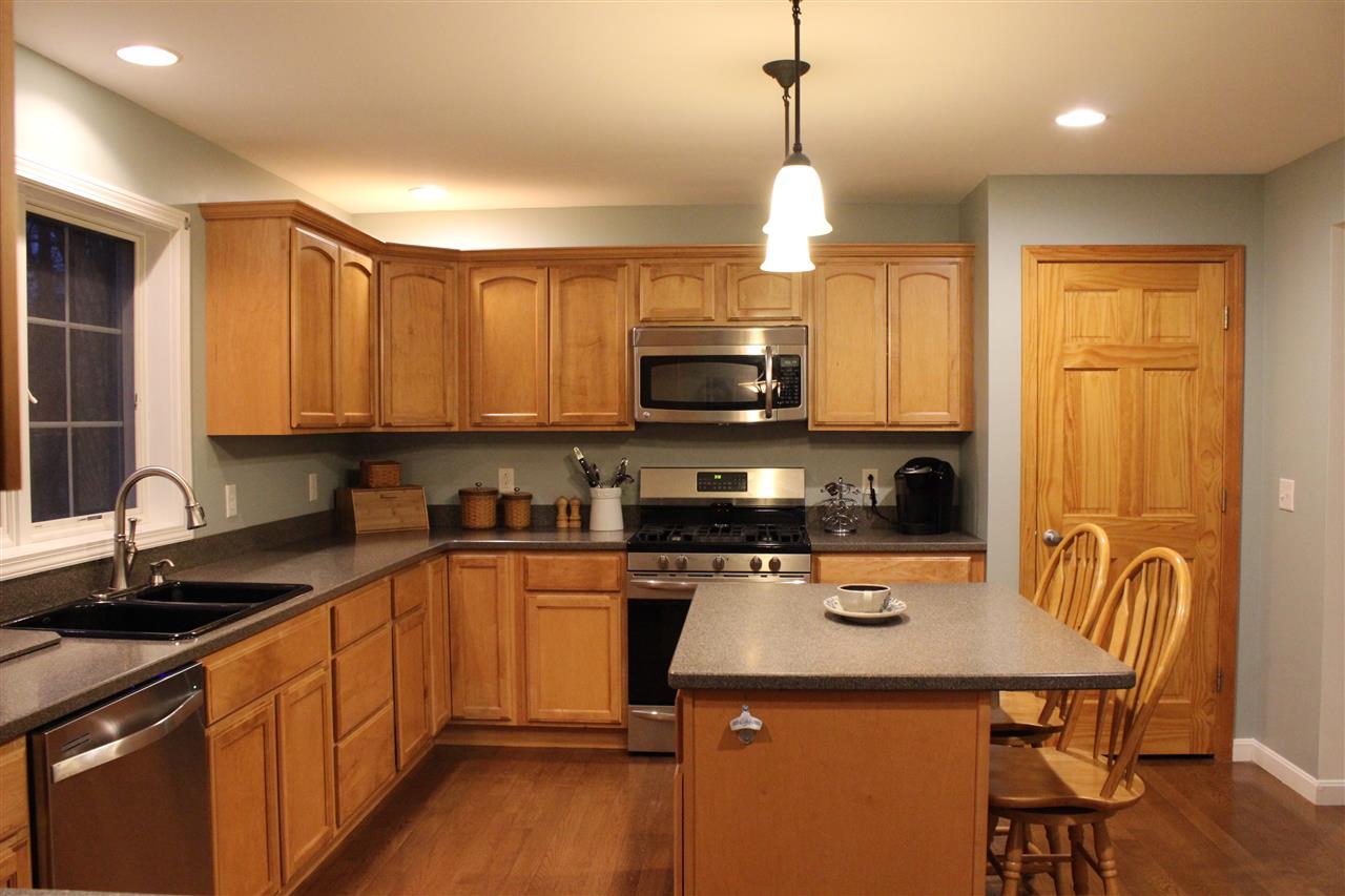 376 Cross Road Rochester, NH 03867 - Photo 5 of 29 Gallery Image 5