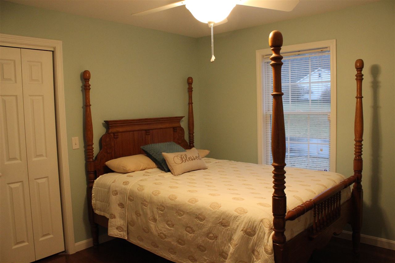 376 Cross Road Rochester, NH 03867 - Photo 9 of 29 Gallery Image 9