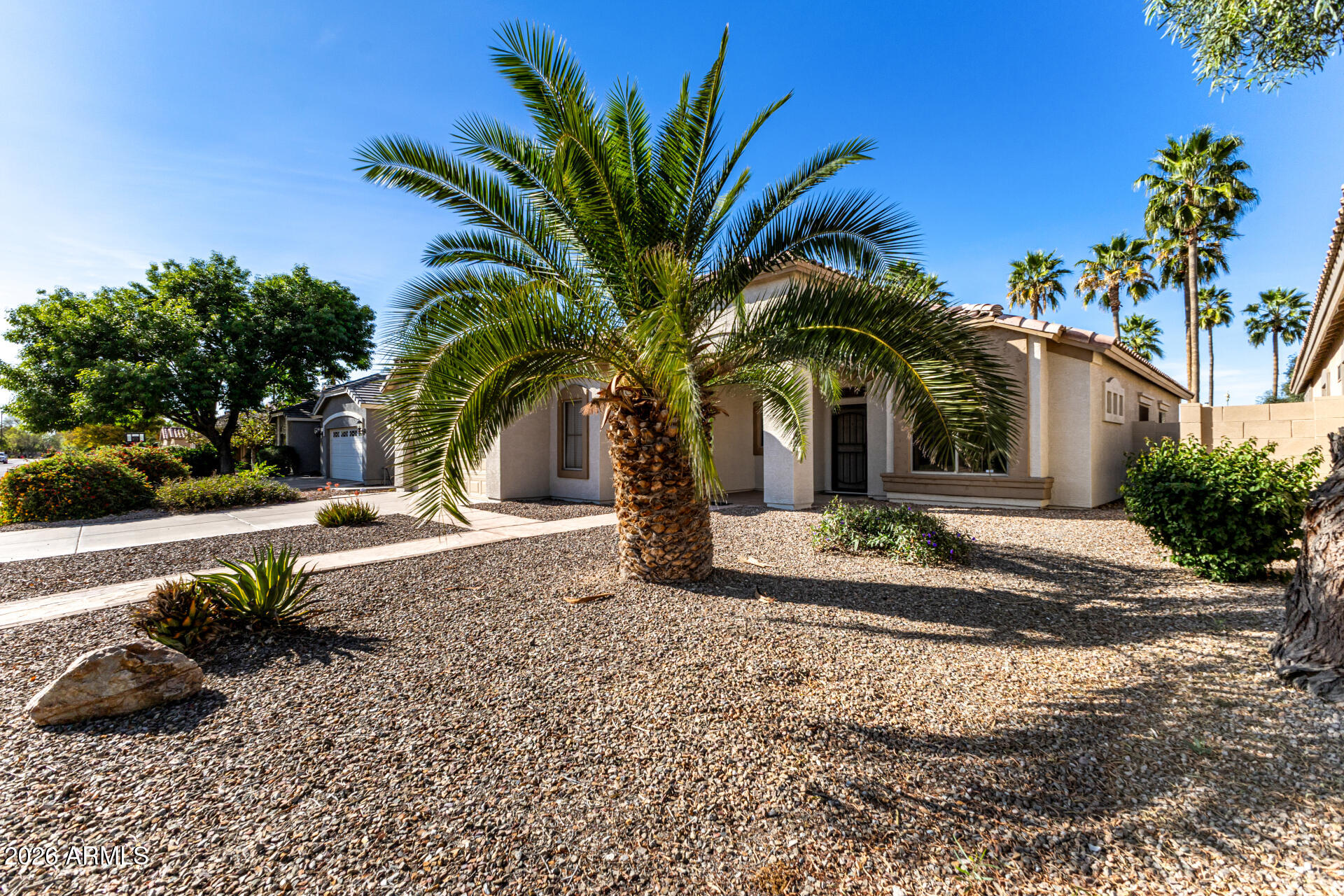 240 West Brooks Street Gilbert, AZ 85233 - Photo 3 of 33 03 Brooks