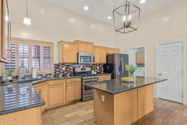 $599,000 | 240 West Brooks Street, Gilbert, AZ 85233