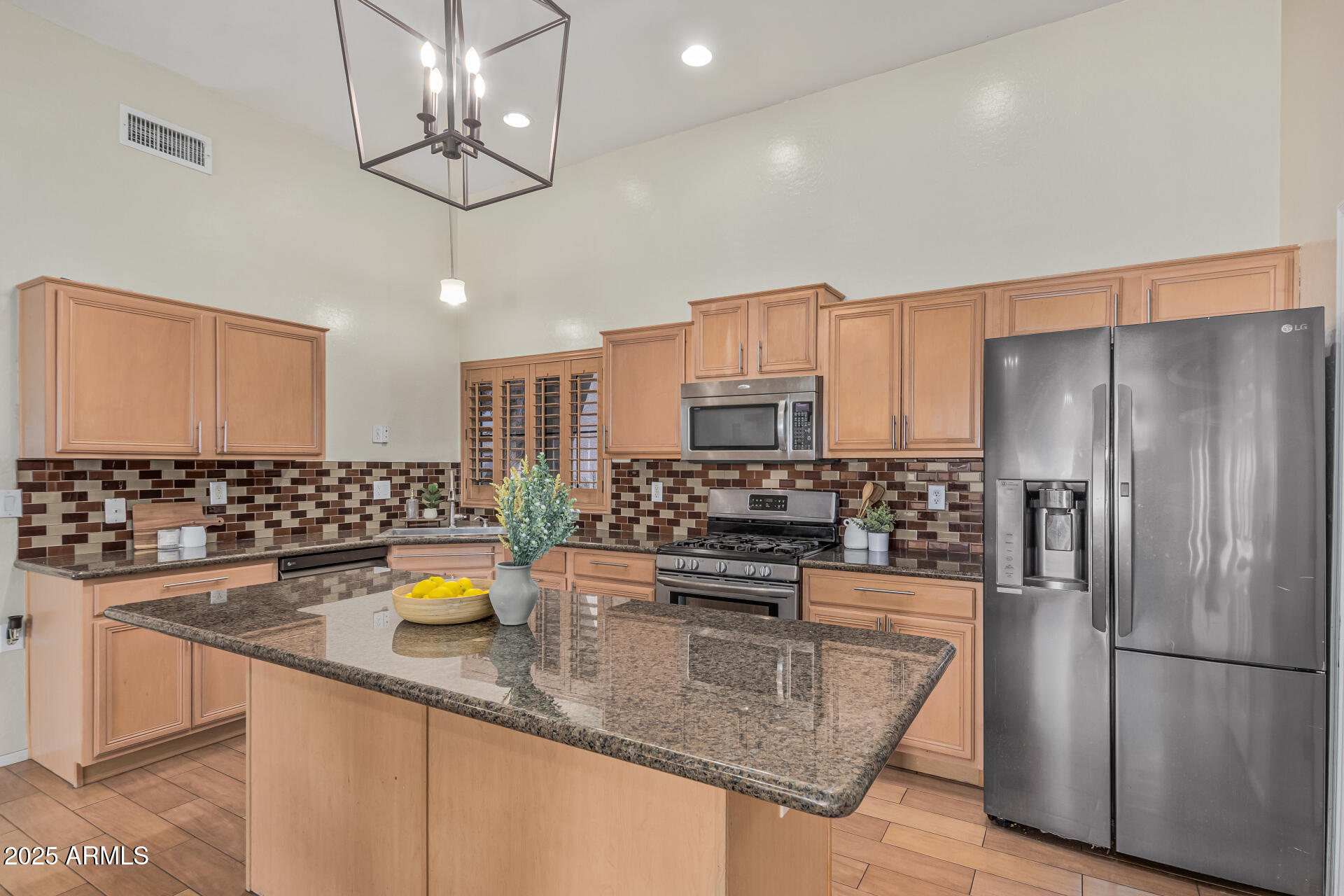 240 West Brooks Street Gilbert, AZ 85233 - Photo 10 of 33 13 Brooks