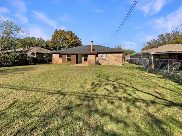 $226,000 | 5716 Burton Avenue, Fort Worth, TX 76119