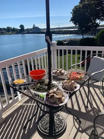 $4,200 | 11 Dennison Street, Gloucester, MA 01930