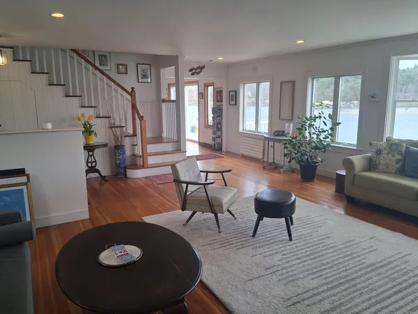 $4,200 | 11 Dennison Street, Gloucester, MA 01930