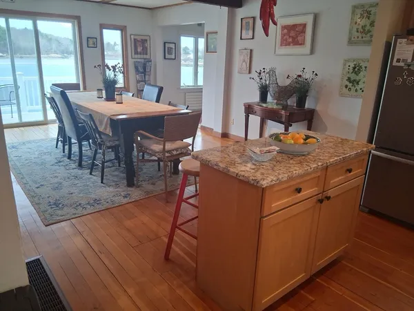 $4,200 | 11 Dennison Street, Gloucester, MA 01930