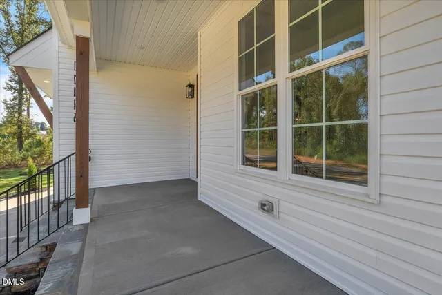 a very nice looking room with a chandelier