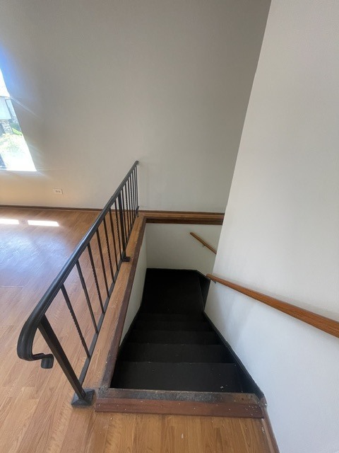 1590 Perry Court, Unit A Aurora, IL 60505 - Photo 16 of 17 a view of entryway