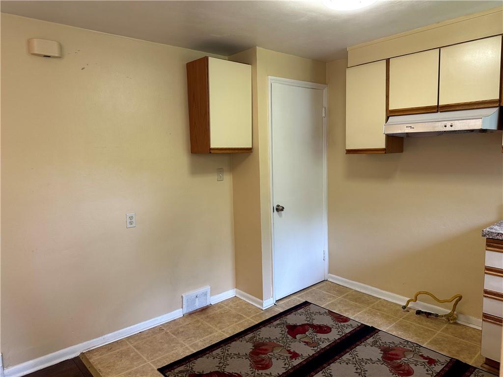 449 Hochberg Road Pittsburgh, PA 15235 - Photo 9 of 27 Gallery Image 9