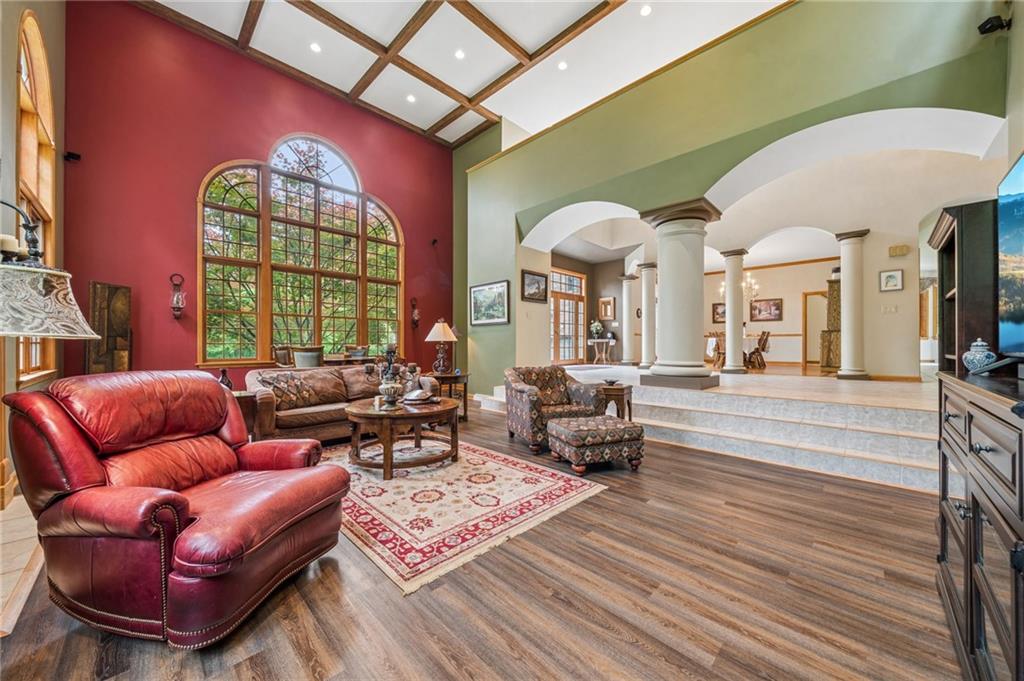 529 Edgewood Avenue Indiana, PA 15701 - Photo 4 of 50