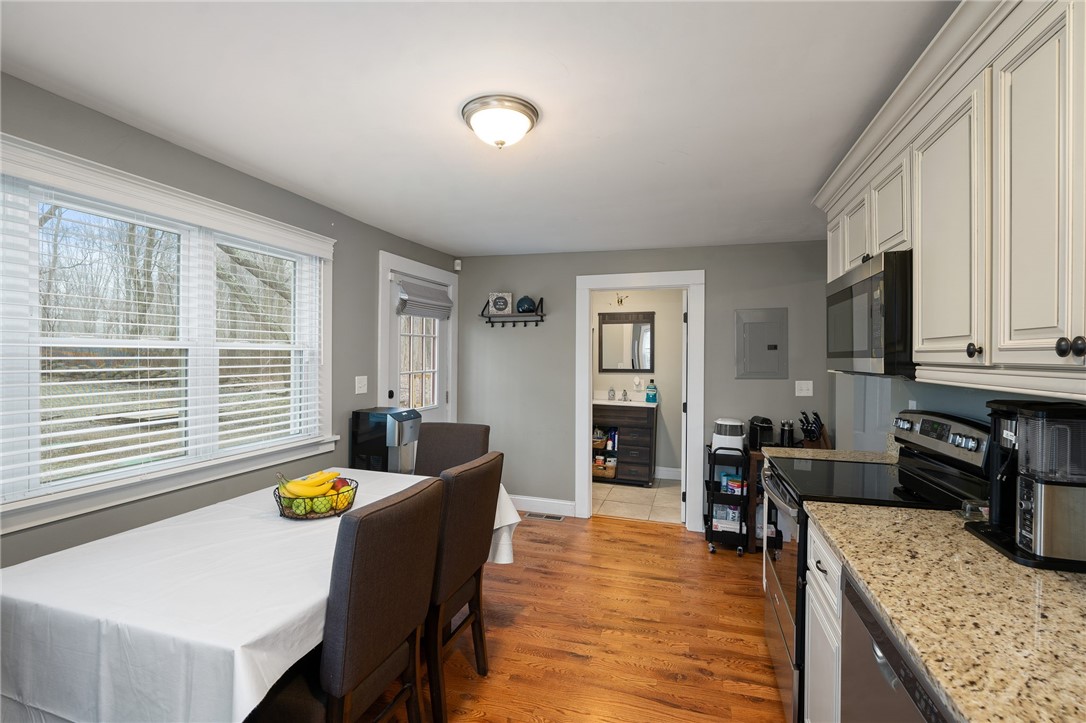 405 Main Street Cranston, RI 02831 - Photo 32 of 49 Gallery Image 32