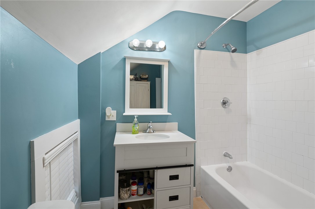 405 Main Street Cranston, RI 02831 - Photo 38 of 49 Gallery Image 38