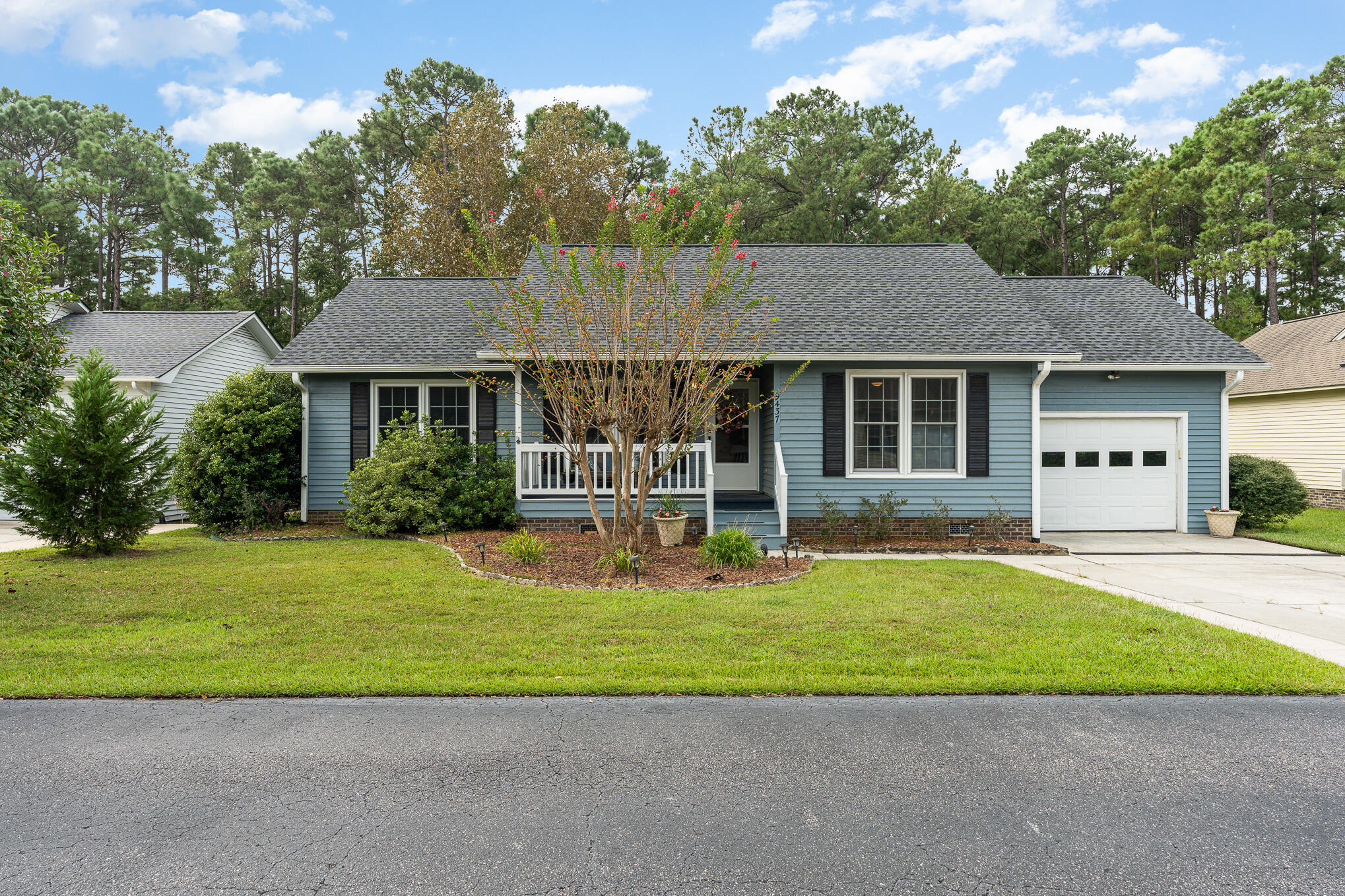 9437 Chicory Lane Murrells Inlet, SC 29576 - Photo 1 of 26 DSC00061-Edit