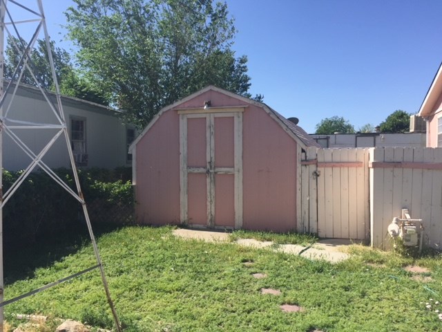424 32 Road, Unit 148 Clifton, CO 81520 - Photo 2 of 26 a backyard of a house