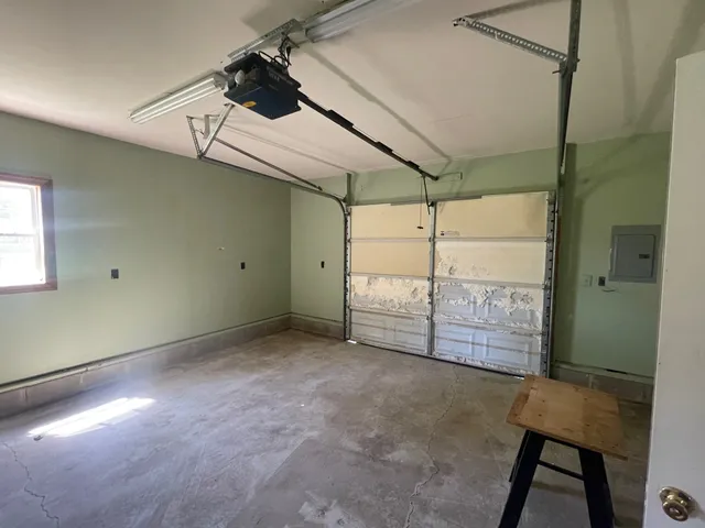 a view of a garage