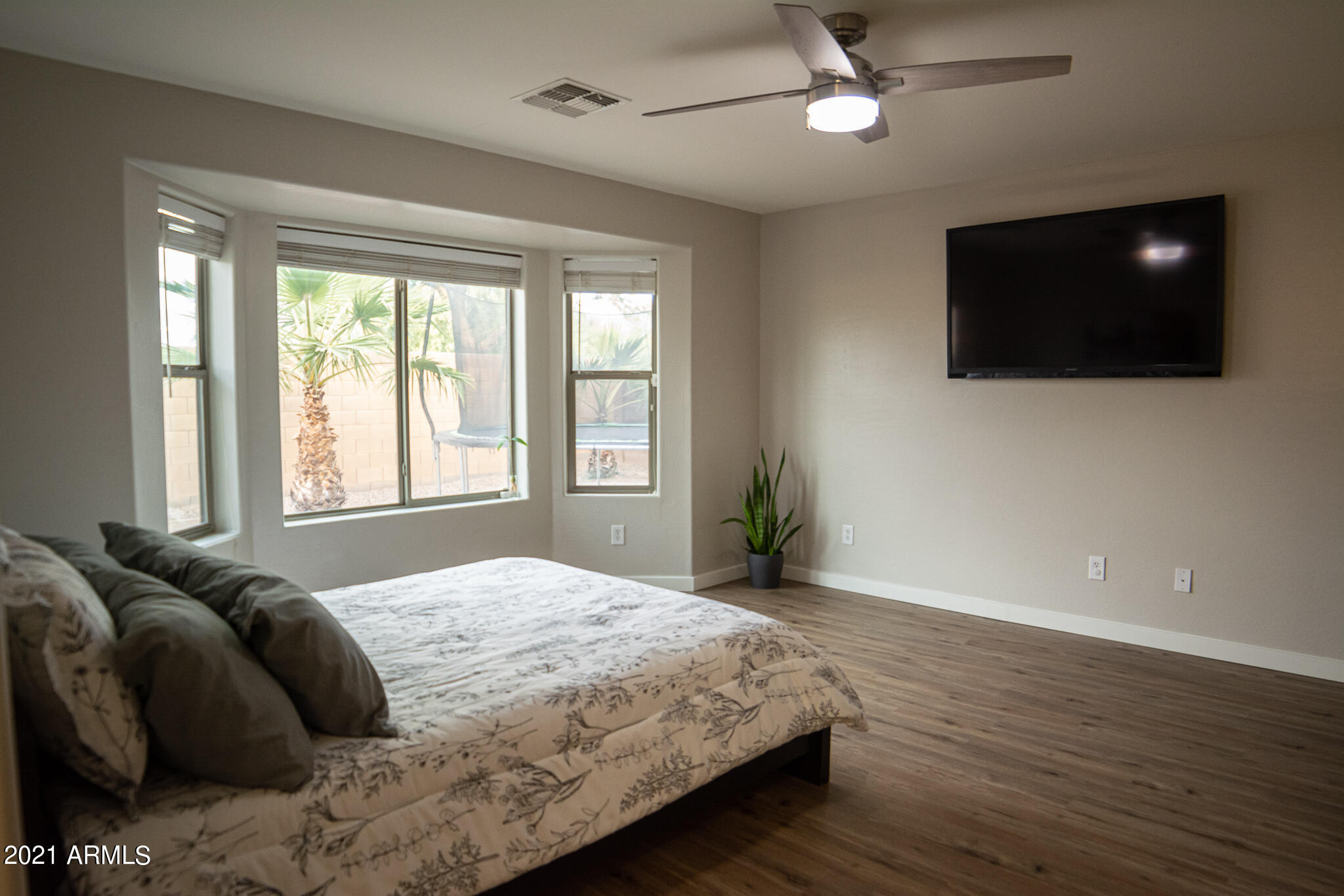 44830 West Zion Road Maricopa, AZ 85139 - Photo 7 of 18 Master Bedroom