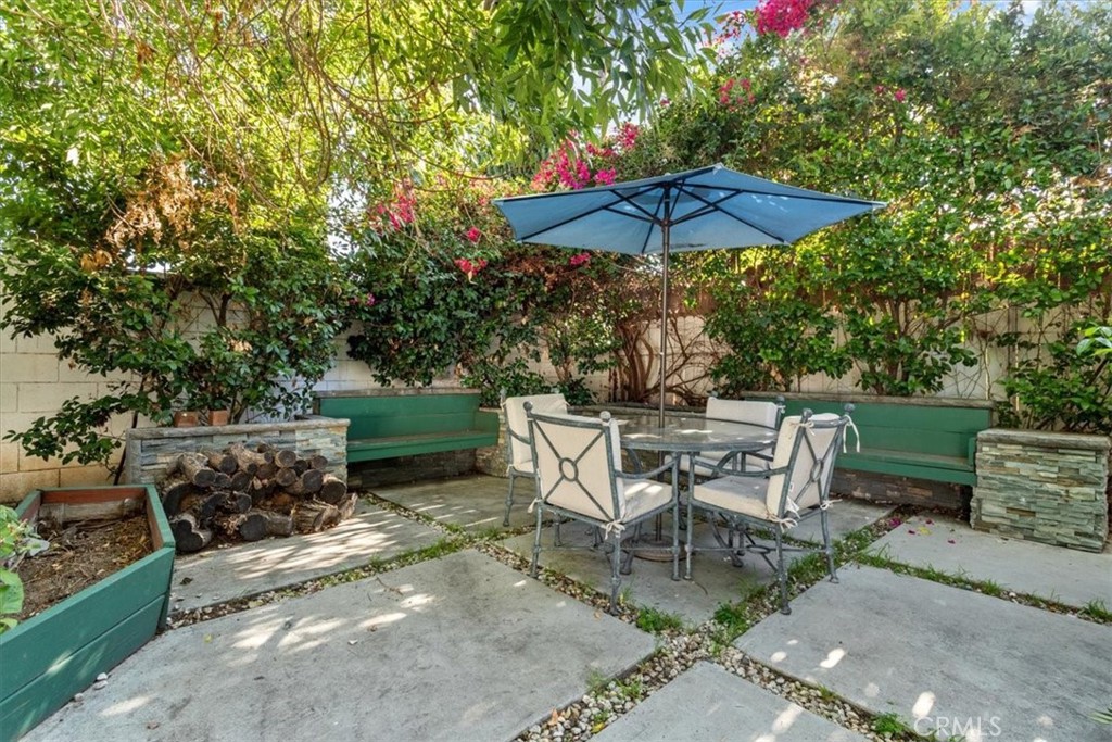 17900 Hatteras Street Encino, CA 91316 - Photo 12 of 13