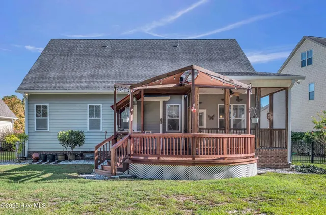 $543,000 | 333 Tall Ships Lane, Hampstead, NC 28443