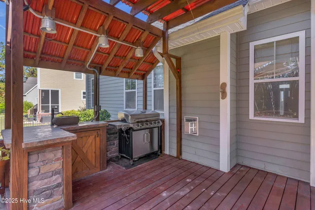 $543,000 | 333 Tall Ships Lane, Hampstead, NC 28443