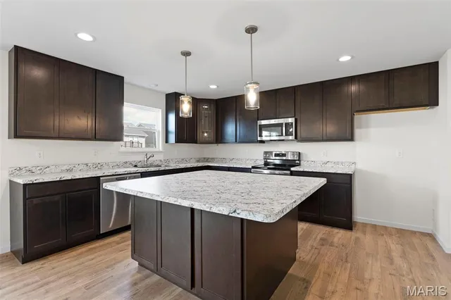 $376,676 | 2316 Heatherfield Drive, Rolla, MO 65401