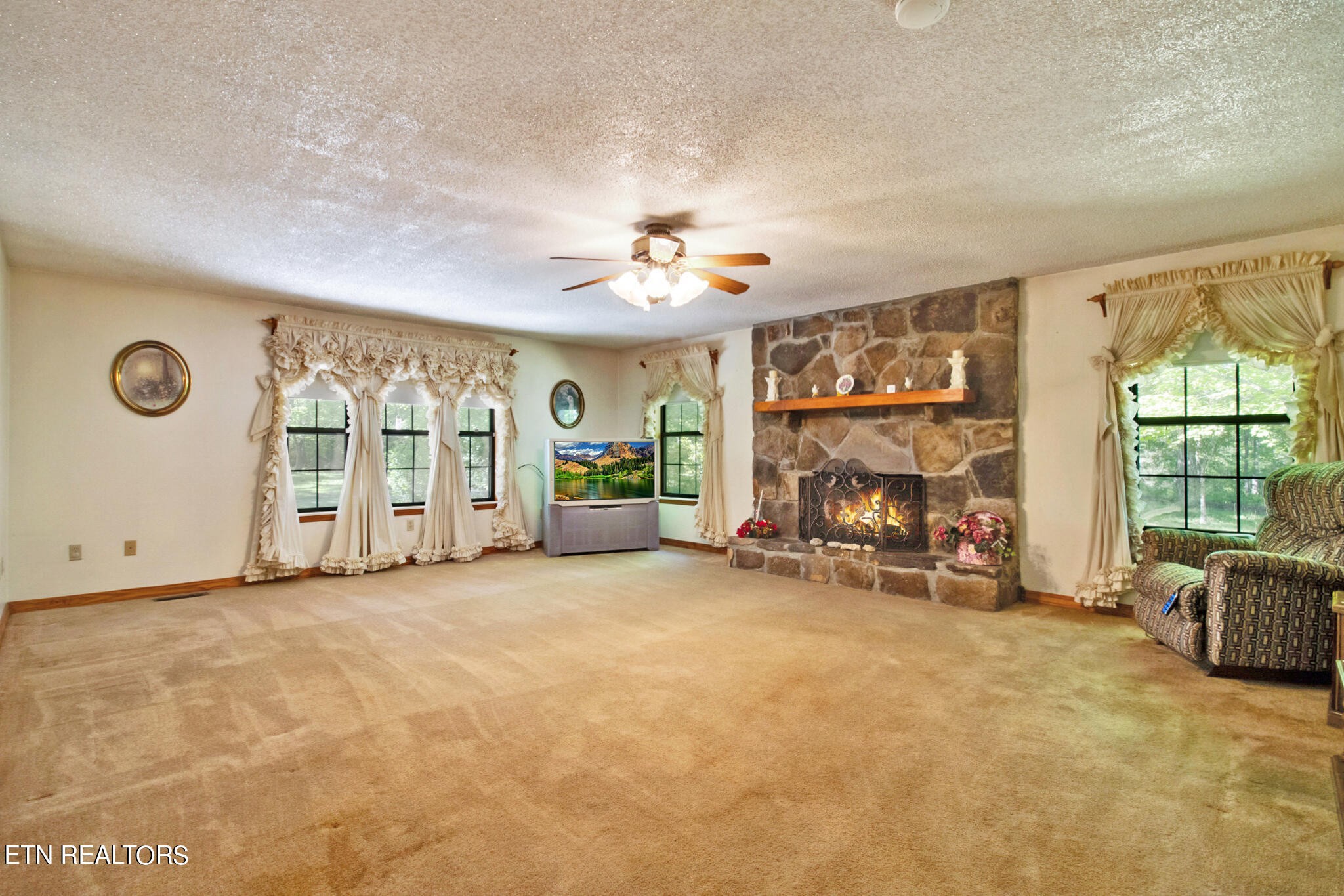 312 Payne Road Sunbright, TN 37872 - Photo 15 of 57 Gallery Image 15