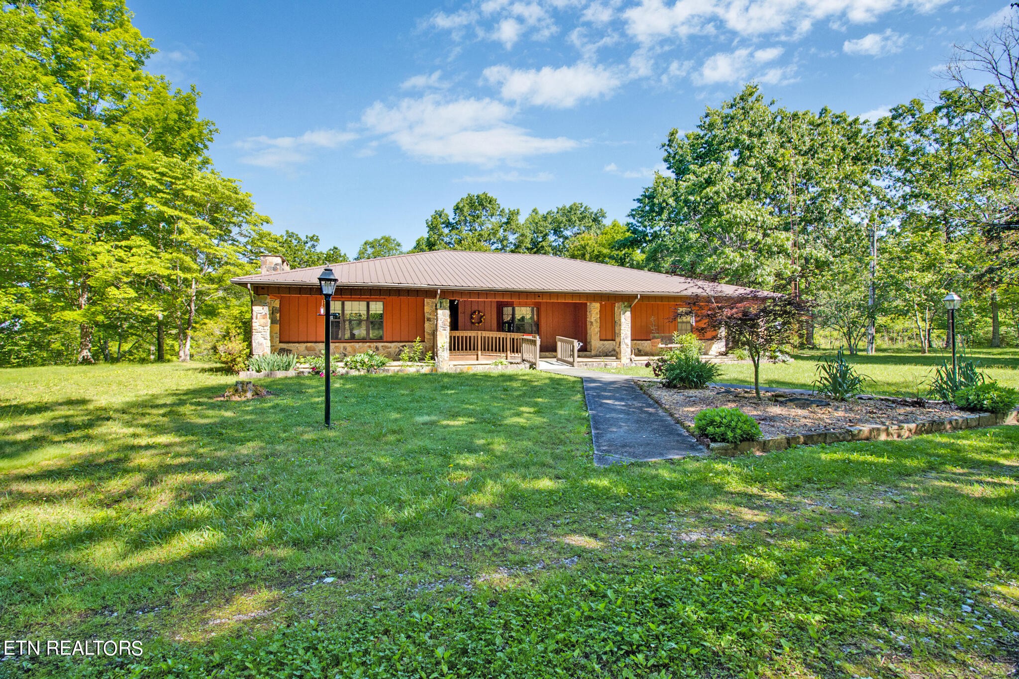 312 Payne Road Sunbright, TN 37872 - Photo 3 of 57 Gallery Image 3