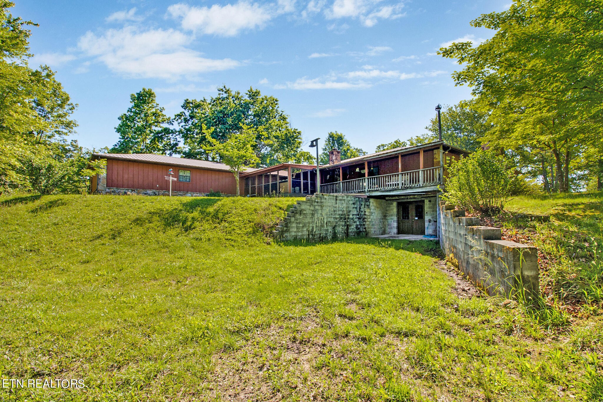 312 Payne Road Sunbright, TN 37872 - Photo 9 of 57 Gallery Image 9