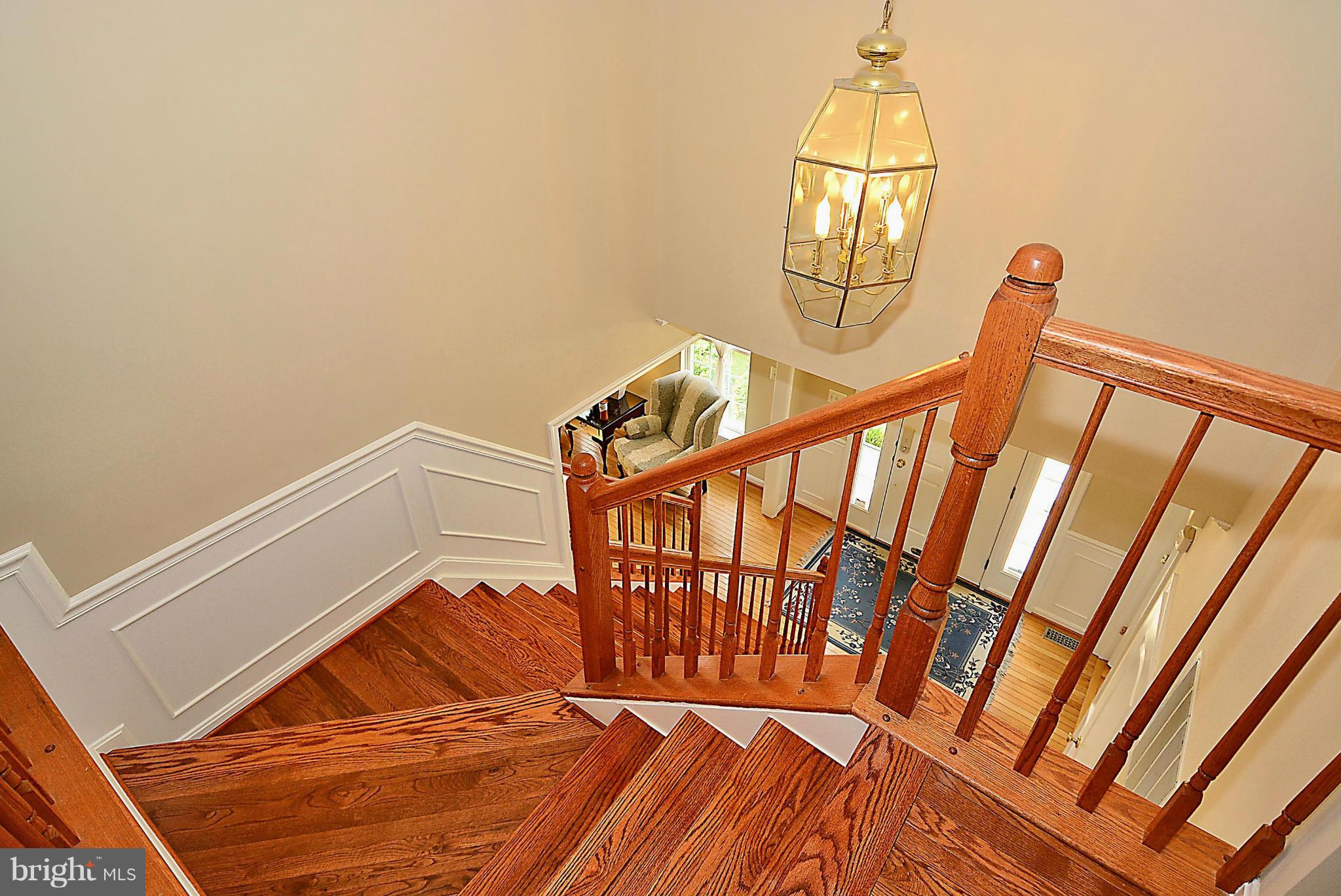 18004 Coachmans Road Germantown, MD 20874 - Photo 14 of 30 Staircase