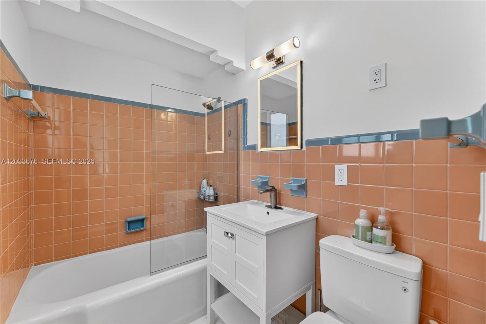 5314 Alton Road Miami Beach, FL 33140 - Photo 20 of 34