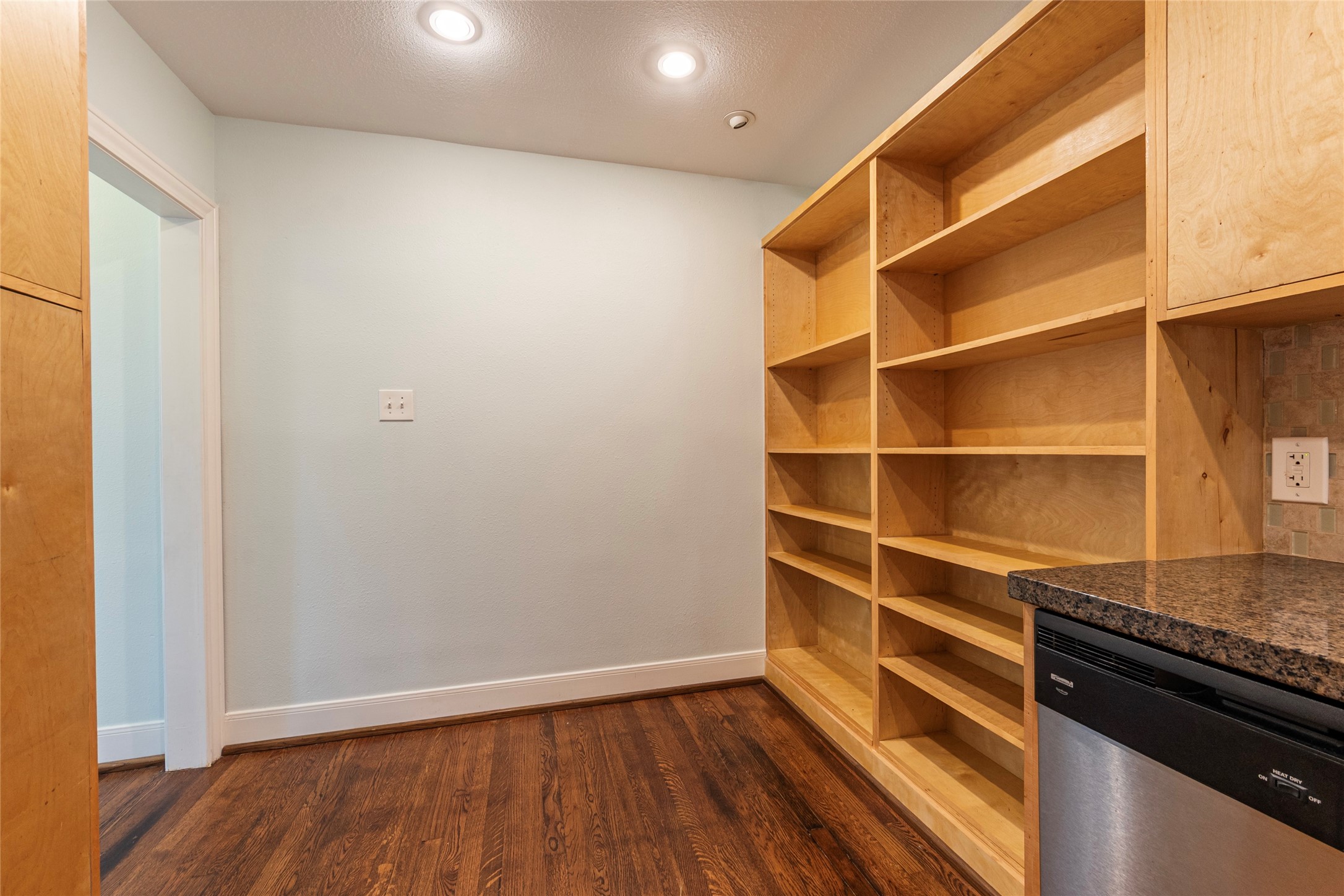 1413 23rd Street Rear, Unit 10 Galveston, TX 77550 - Photo 17 of 28