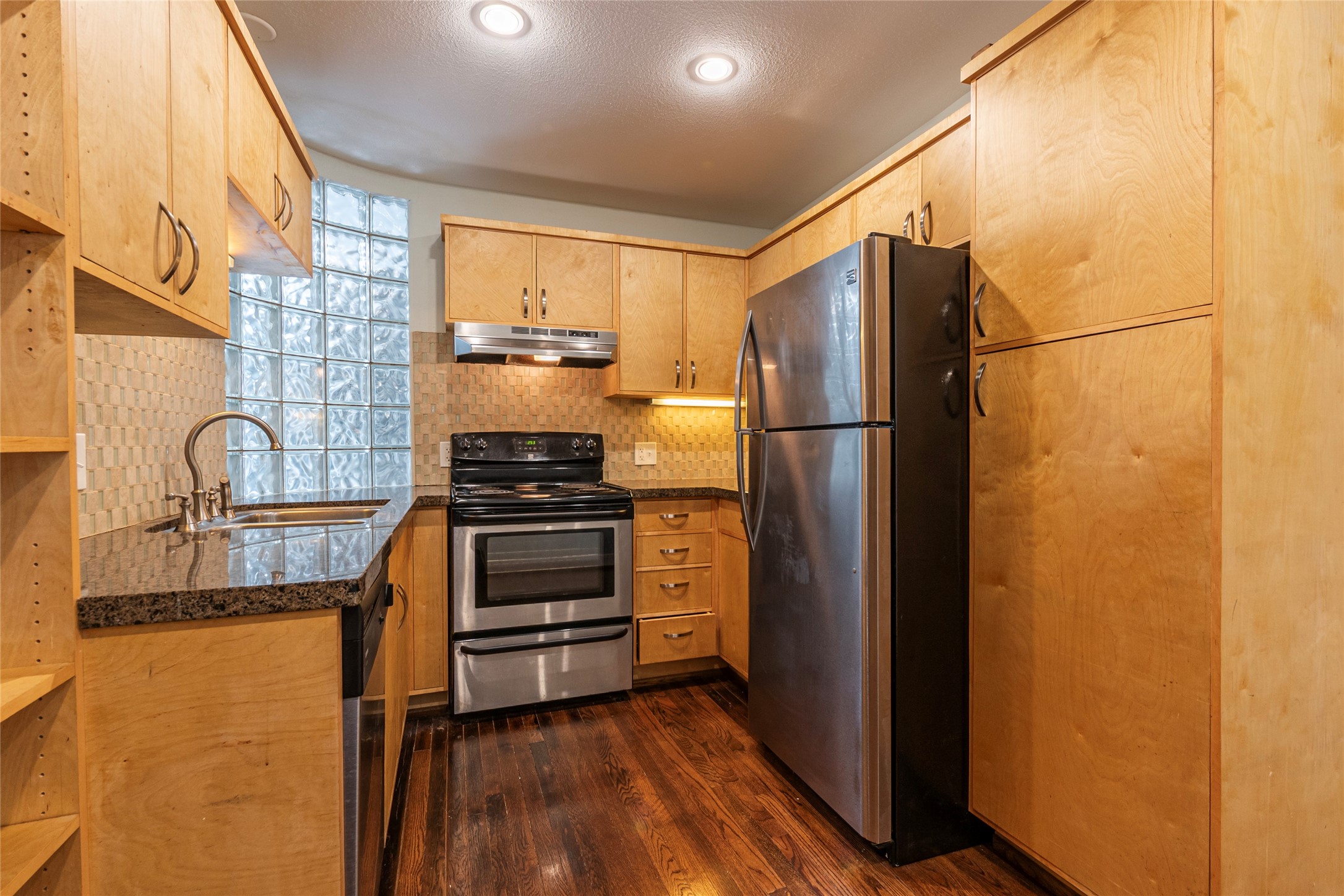 1413 23rd Street Rear, Unit 10 Galveston, TX 77550 - Photo 18 of 28