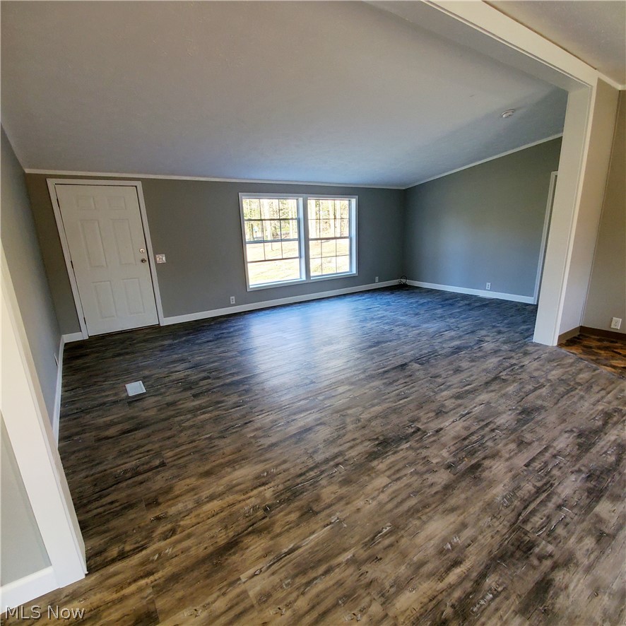 14539 Rider Road Burton, OH 44021 - Photo 10 of 29