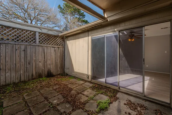 $1,650 | 1191 Park Meadow Drive, Beaumont, TX 77706