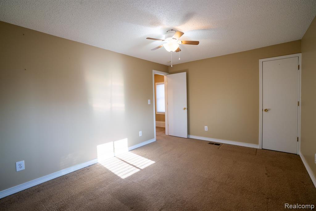 4205 Harding Street Dearborn Heights, MI 48125 - Photo 29 of 30