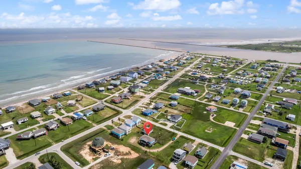 $378,500 | 818 Surf Drive, Surfside Beach, TX 77541