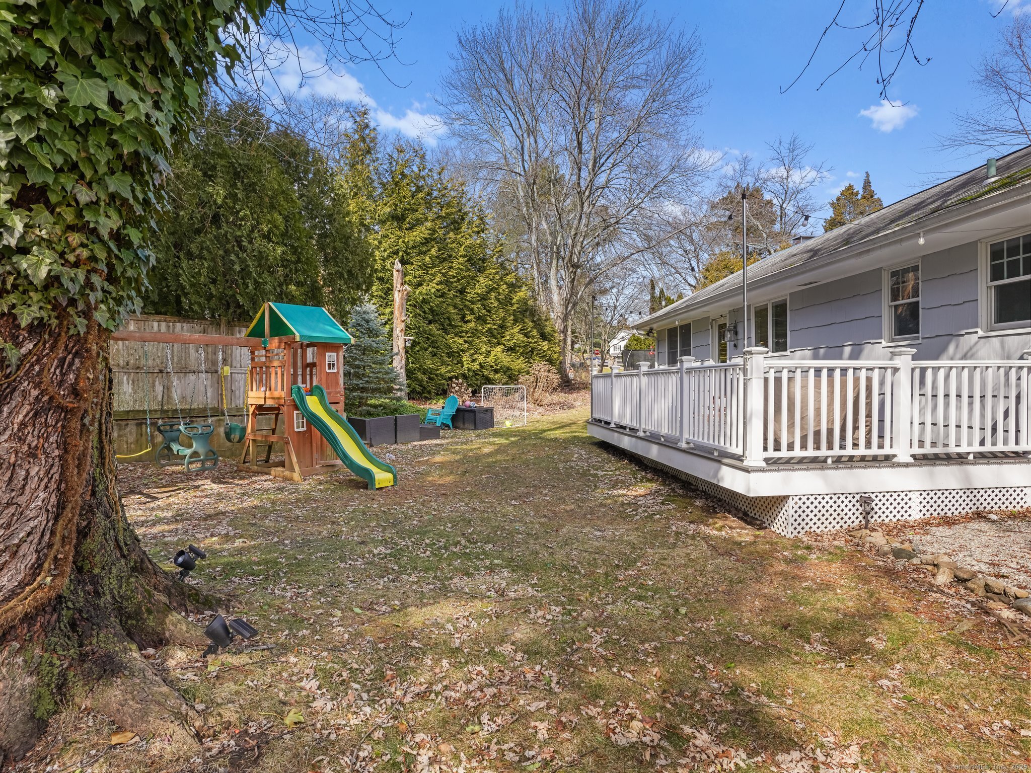 11 Old Field Road Norwalk, CT 06853 - Photo 27 of 33