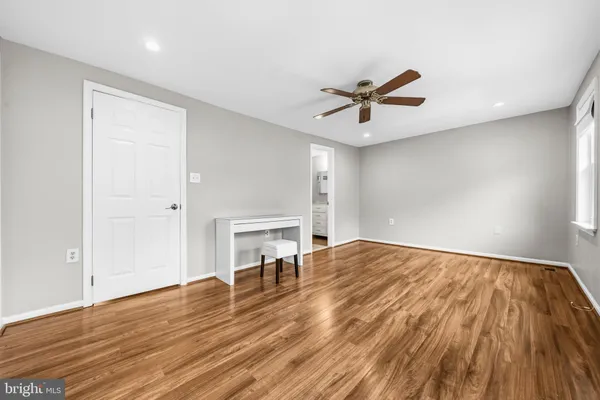 $625,000 | 10058 Chestnut Wood Lane, Burke, VA 22015