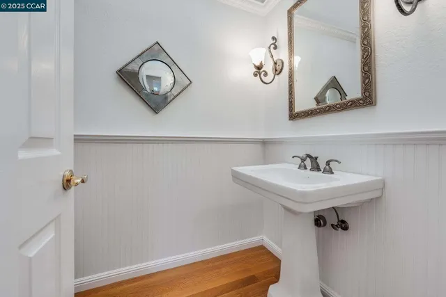 $2,390,000 | 9 Irvine Drive, Moraga, CA 94556