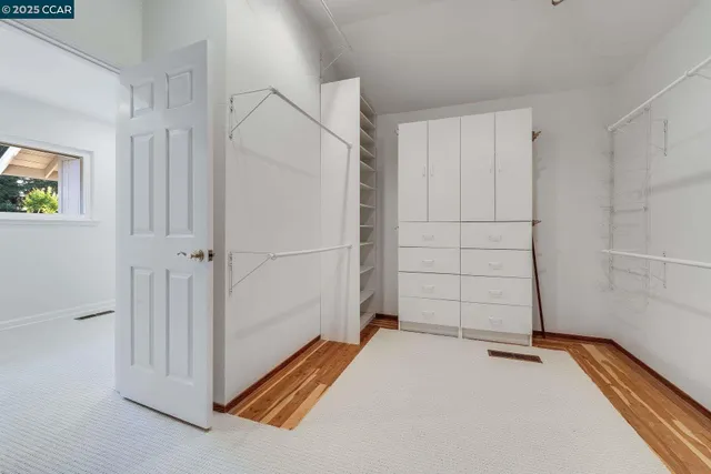 $2,390,000 | 9 Irvine Drive, Moraga, CA 94556