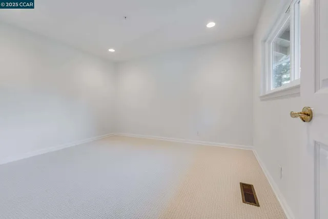 $2,390,000 | 9 Irvine Drive, Moraga, CA 94556