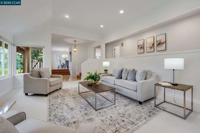 $2,390,000 | 9 Irvine Drive, Moraga, CA 94556