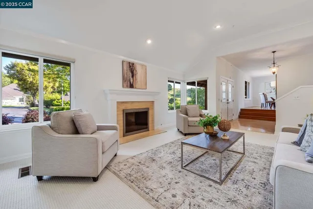 $2,390,000 | 9 Irvine Drive, Moraga, CA 94556