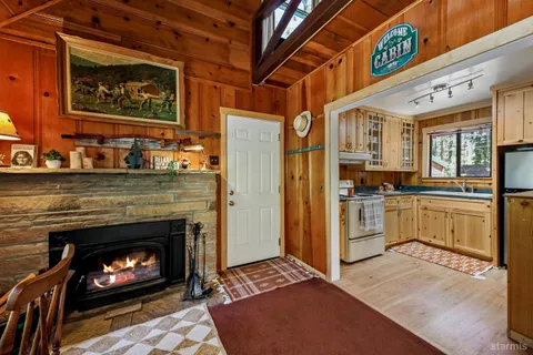$449,000 | 961 Pomo Road, South Lake Tahoe, CA 96150