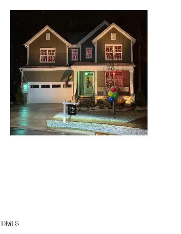 a picture of a bench in front of a wall