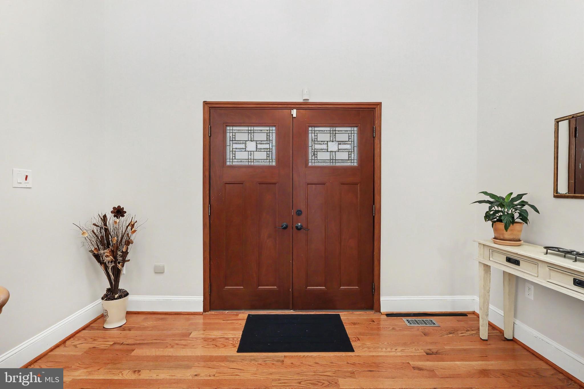 14511 Claude Lane Silver Spring, MD 20905 - Photo 3 of 34